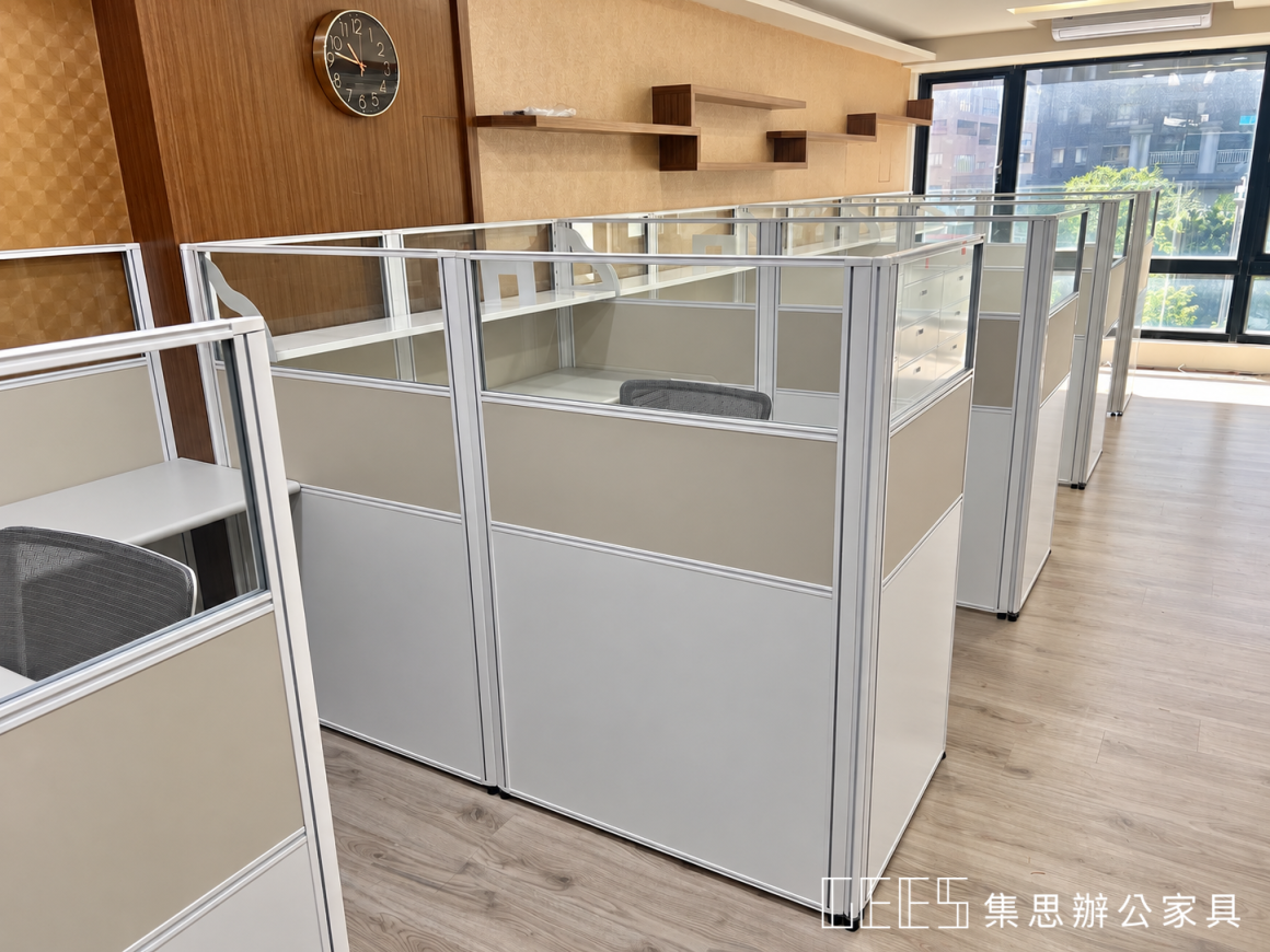竹北市OA屏風