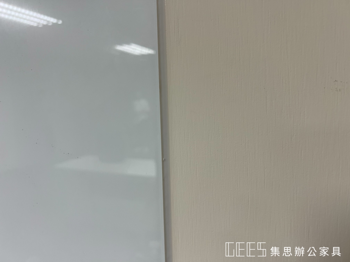 玻璃白板四周矽利康Silicone收邊強化固定施工細節