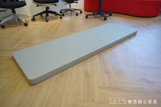 新型塑鋼環保折合桌