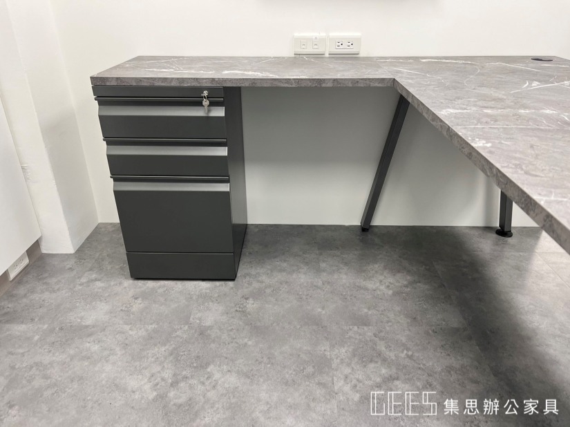 EX-DA 主管桌 / 集思辦公家具規劃 主管桌