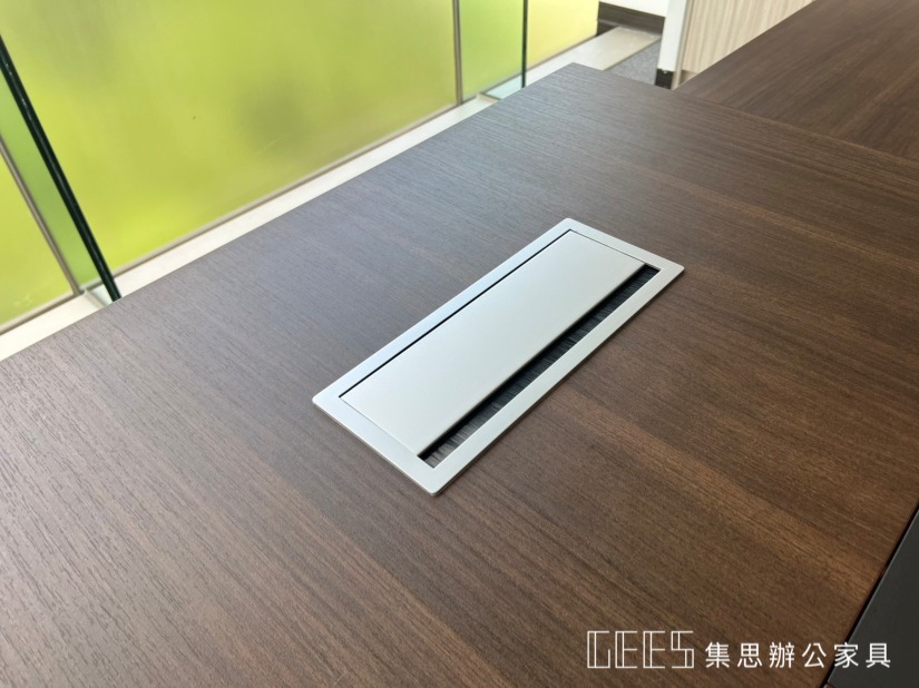 亞歷山大 主管桌 / 集思辦公家具規劃 木製主管桌