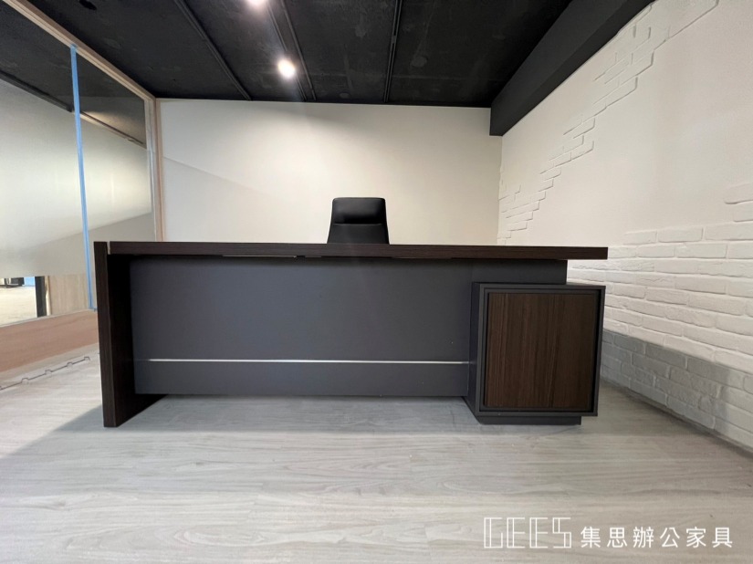 主管桌 / 辦公家具規劃 平價主管桌