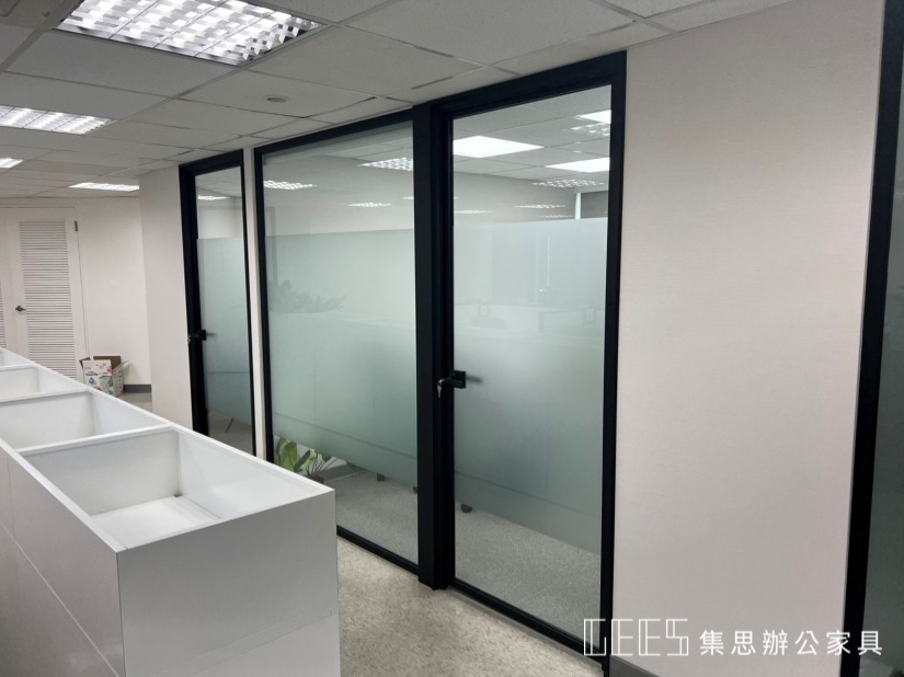 鋁框玻璃隔間