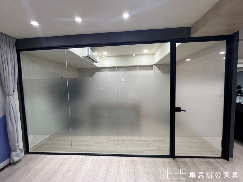 鋁框玻璃隔間
