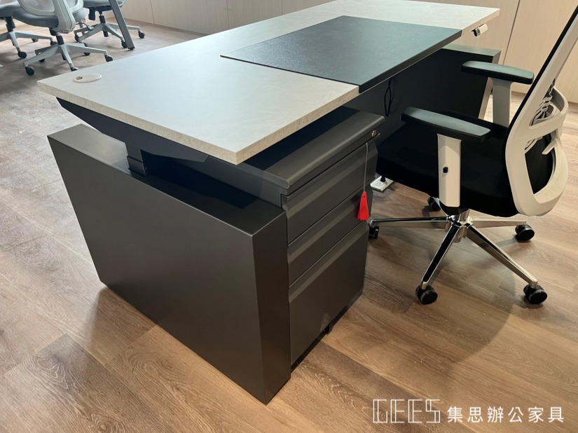 P型活動櫃案例 / 集思辦公家具規劃 P型活動櫃