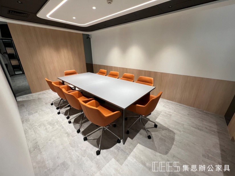 MTK 現代辦公會議桌推薦：集思辦公家具質感會議室空間規劃案例