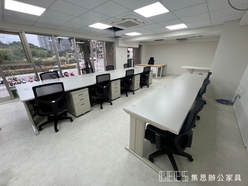 D262TG 專業辦公椅 - 簡約透氣網背職員椅設計