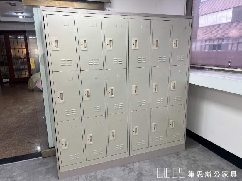九人員工置物櫃｜新北市板橋區辦公室案例