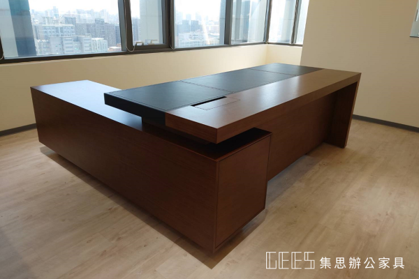 經典木製主管桌