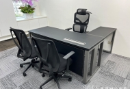 F12 人體工學椅